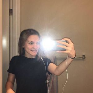 Meet your Posher, Nikayla